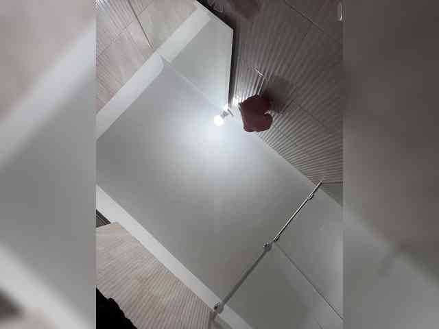 SeleneMiiller webcam