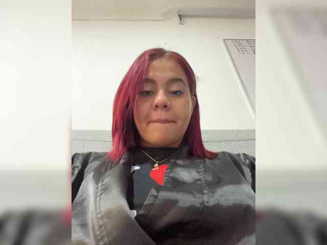 SeleneMiiller webcam