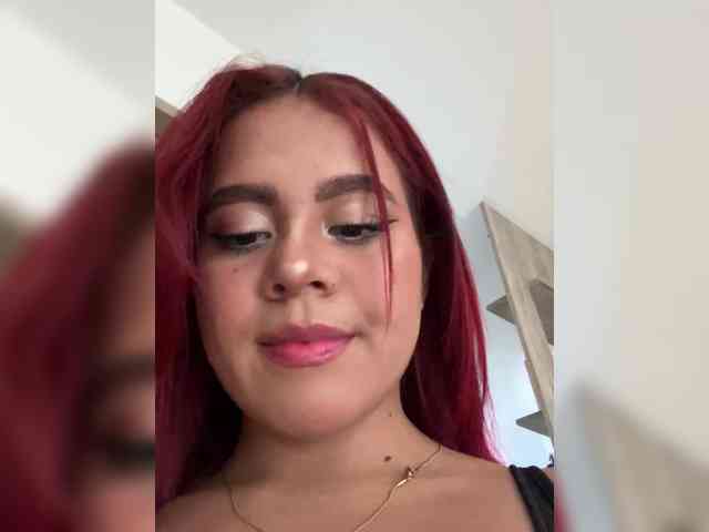 SeleneMiiller webcam