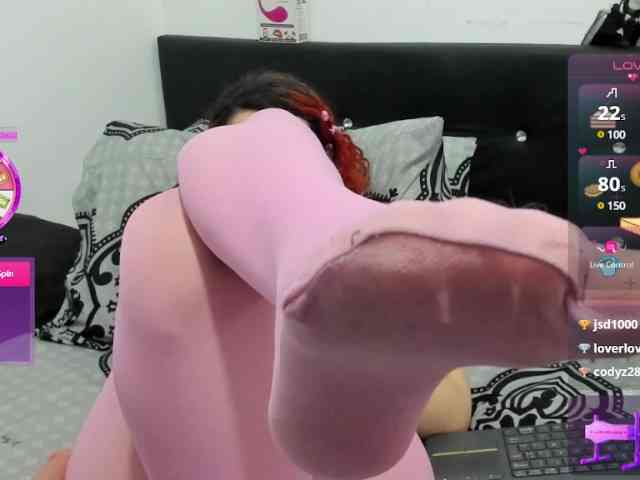 Модель: Natashayuu