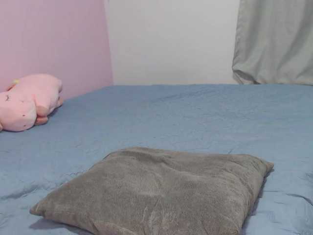 milaura1's BongaCams show and profile