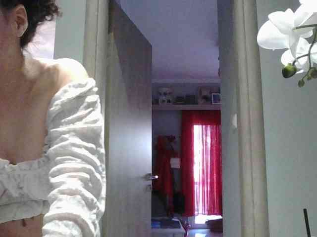 CleopatraVodos webcam