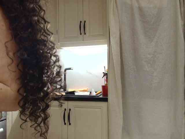 CleopatraVodos webcam