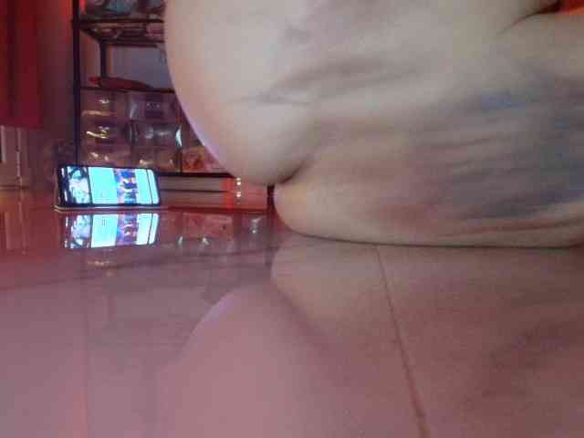 CleopatraVodos webcam