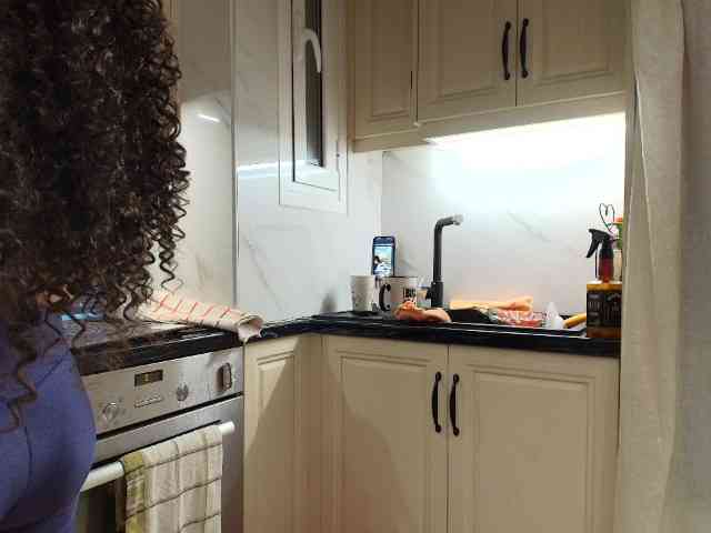 CleopatraVodos webcam