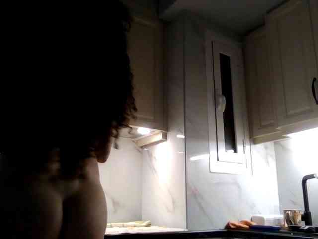 CleopatraVodos webcam