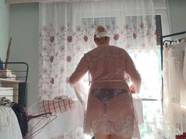 CleopatraVodos webcam