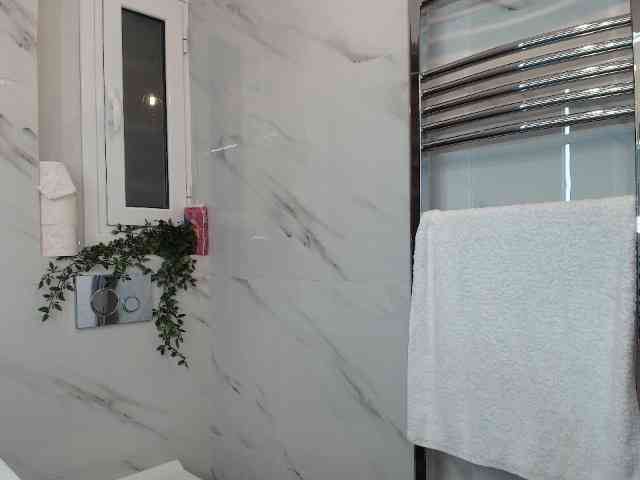 CleopatraVodos webcam