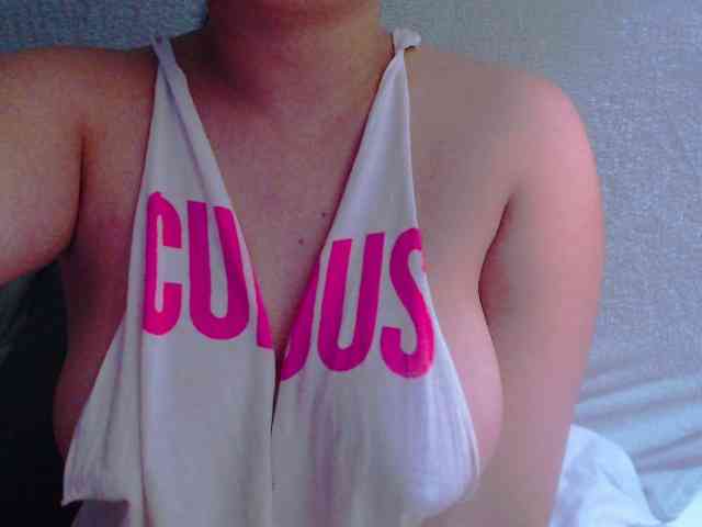 YourAsianPussy webcam