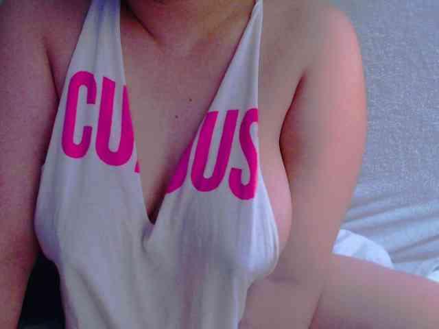 YourAsianPussy webcam