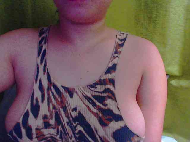 XXXsweetpussyXXX webcam