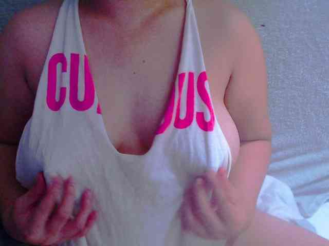 YourAsianPussy webcam