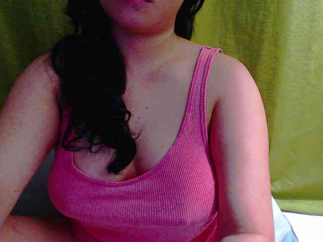 XXXsweetpussyXXX webcam