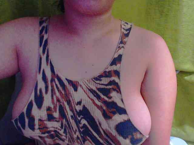 XXXsweetpussyXXX webcam