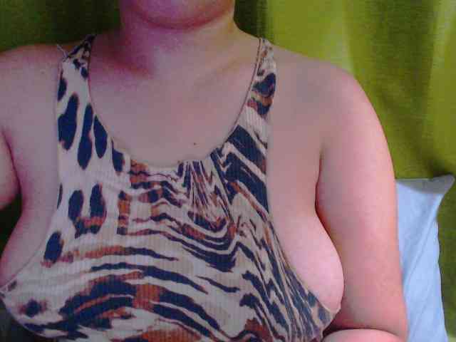 XXXsweetpussyXXX webcam