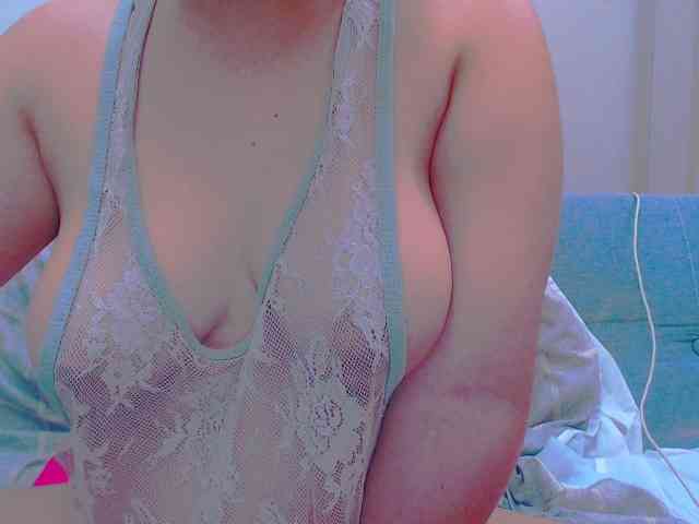 XXXsweetpussyXXX webcam