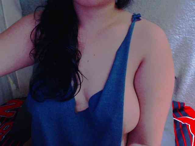 SecretTemptation_01 webcam