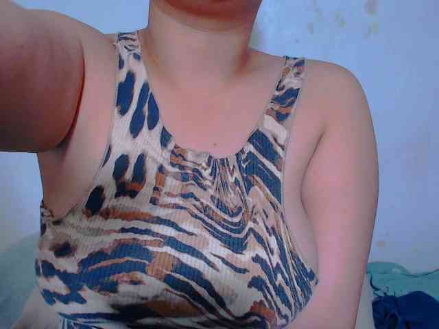 XXXsweetpussyXXX webcam