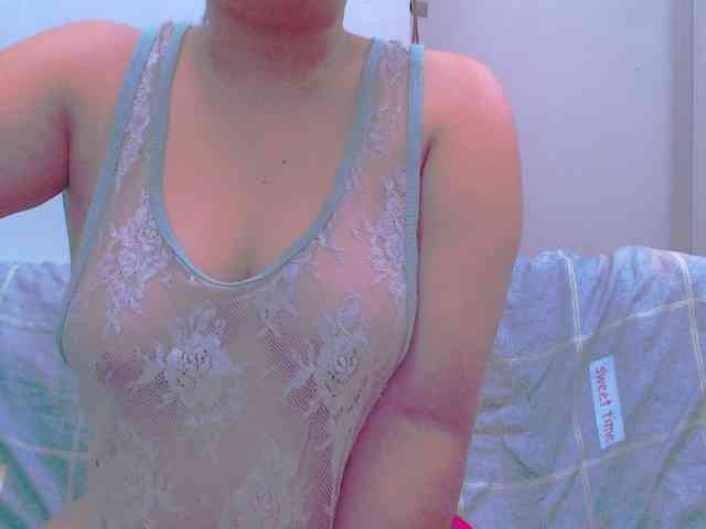 XXXsweetpussyXXX webcam