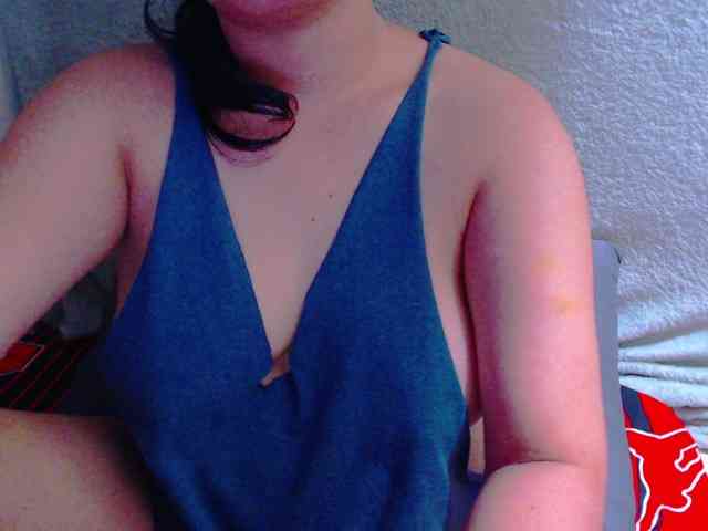 XXXsweetpussyXXX webcam