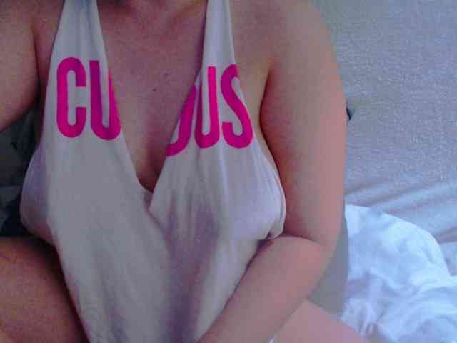 YourAsianPussy webcam