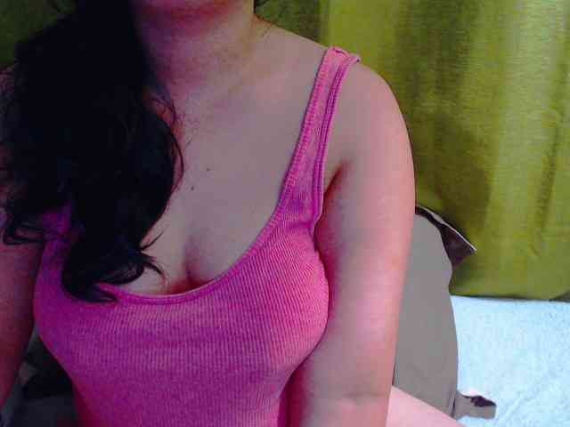 XXXsweetpussyXXX webcam