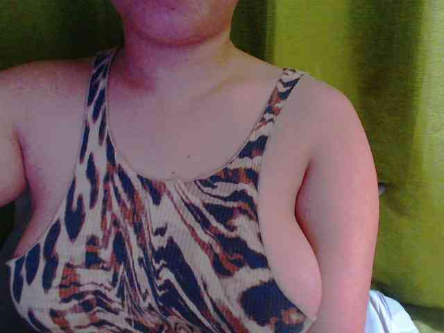 XXXsweetpussyXXX webcam