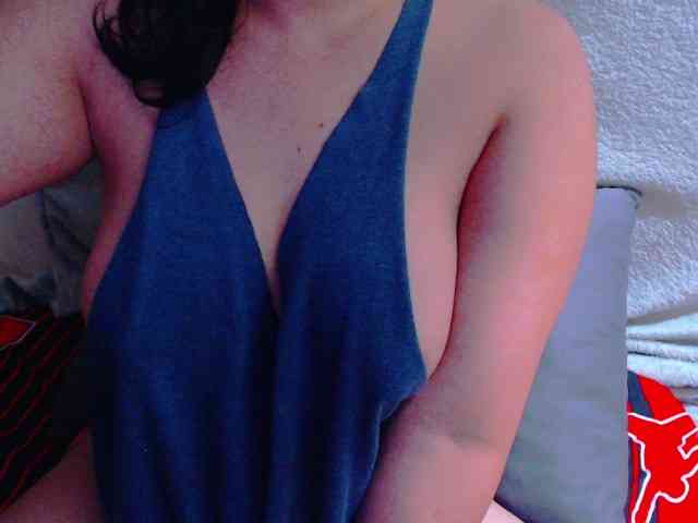 XXXsweetpussyXXX webcam