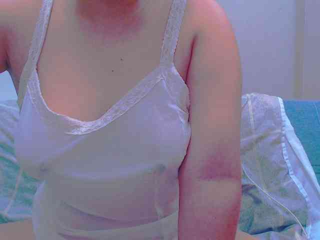 XXXsweetpussyXXX webcam