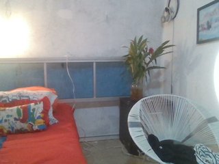 Bellacrespa Porn Show