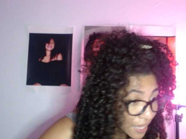 Bellacrespa chat room