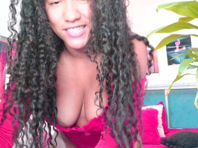 Bellacrespa live cam profile