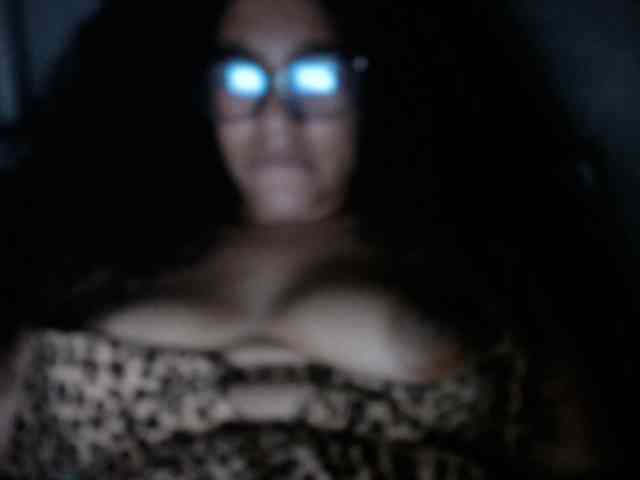 Bellacrespa Live Webcam on BongaCams