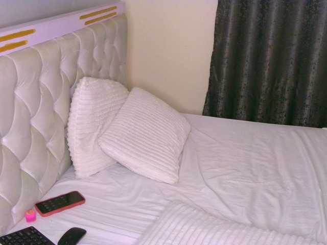 Cece-16 live cam profile