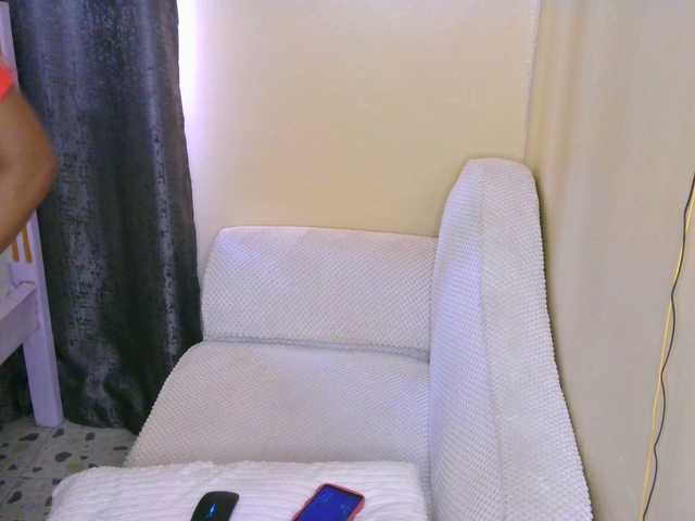 Cece-16's BongaCams show and profile