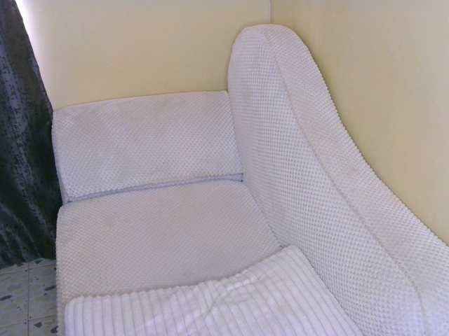 Cece-16 Live Cam on BongaCams