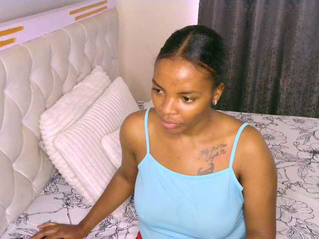 Cece-16's BongaCams show and profile