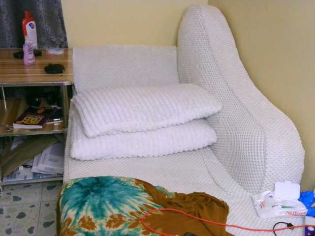 Cece-16's BongaCams show and profile