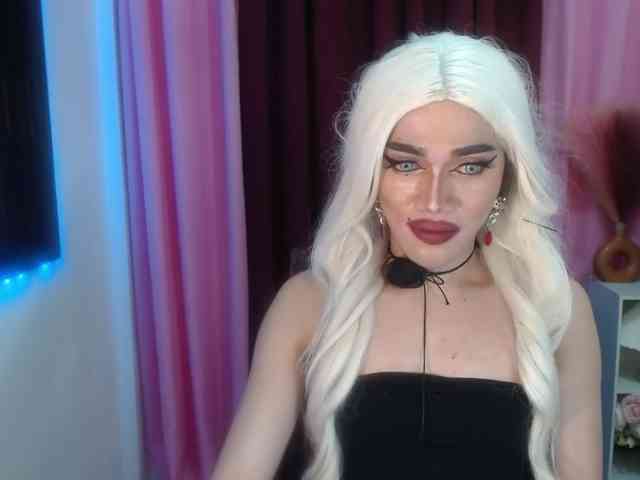 ArianaGrindrTS