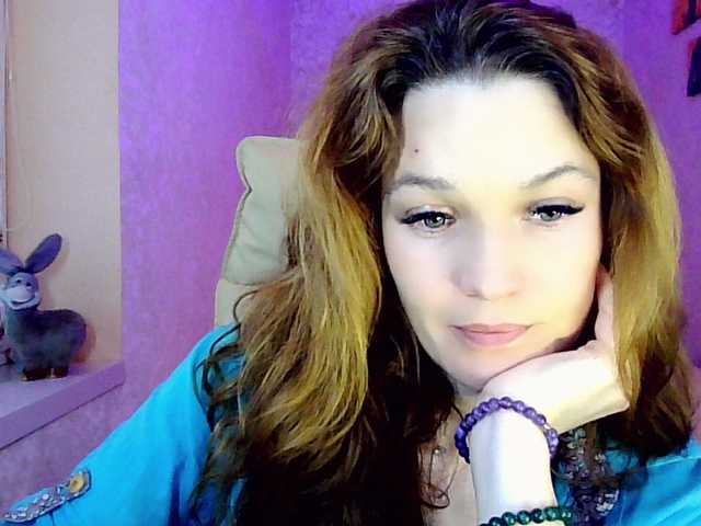 smilesss's BongaCams show and profile