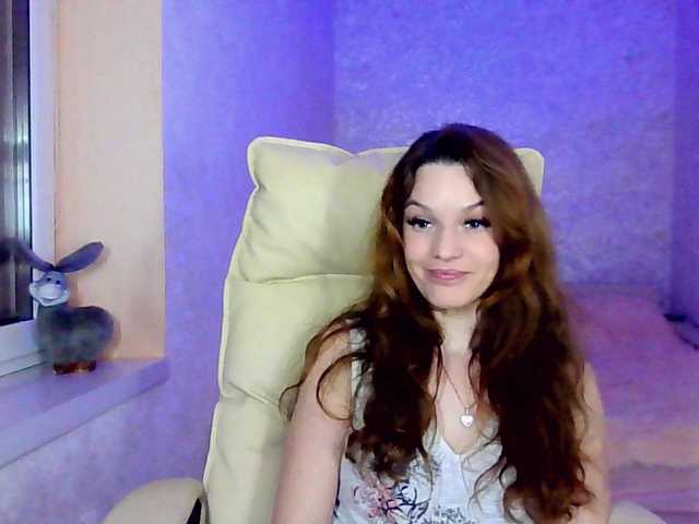 smilesss's BongaCams show and profile