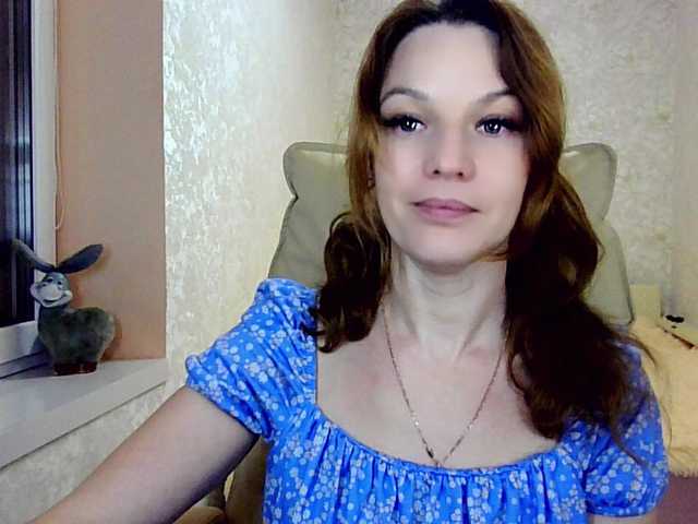 smilesss's BongaCams show and profile