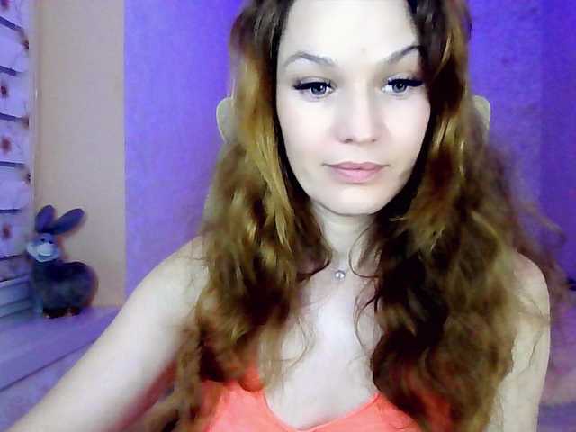 smilesss's BongaCams show and profile