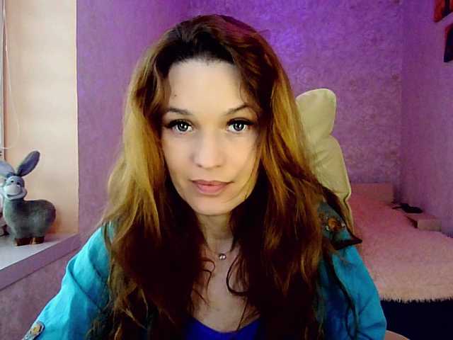 smilesss's BongaCams show and profile