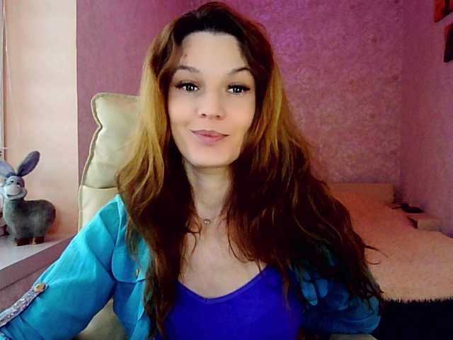 smilesss's BongaCams show and profile