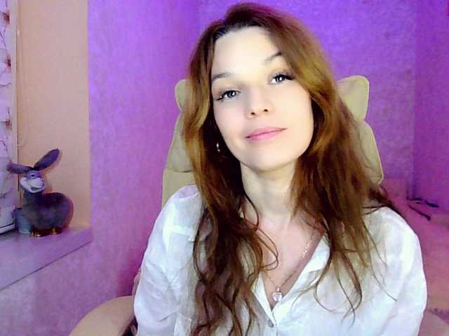 smilesss's BongaCams show and profile