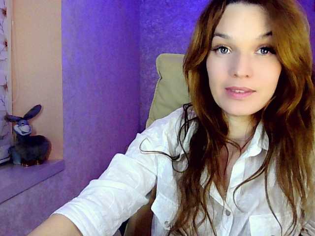 smilesss's BongaCams show and profile