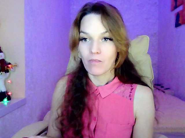 smilesss's BongaCams show and profile