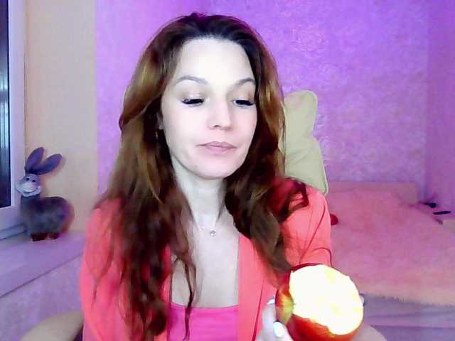 smilesss's BongaCams show and profile