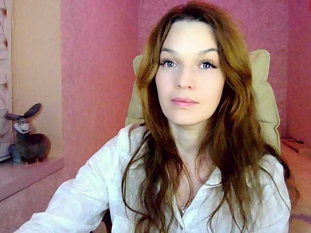 smilesss's BongaCams show and profile